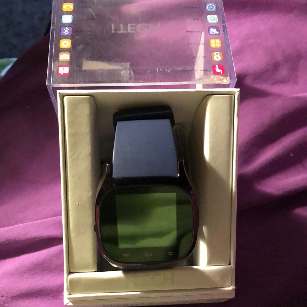 iTech smartwatch comparable with iPhone or Android